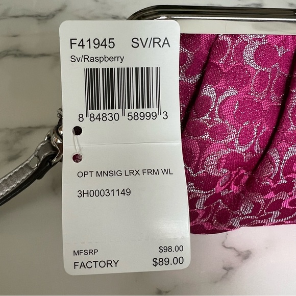 NTW COACH Vintage Optic Mini Signature Lurex Framed Kisslock Clutch Raspberry - Picture 12 of 12